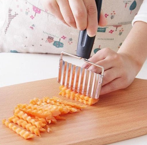 Wavy Edged Stainless Steel Vegetable Slicer Potato Cutter