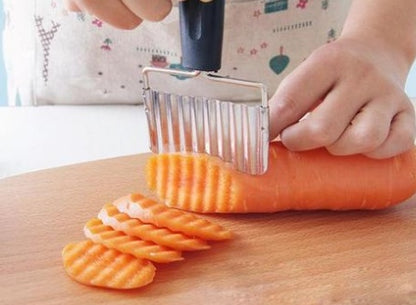 Wavy Edged Stainless Steel Vegetable Slicer Potato Cutter